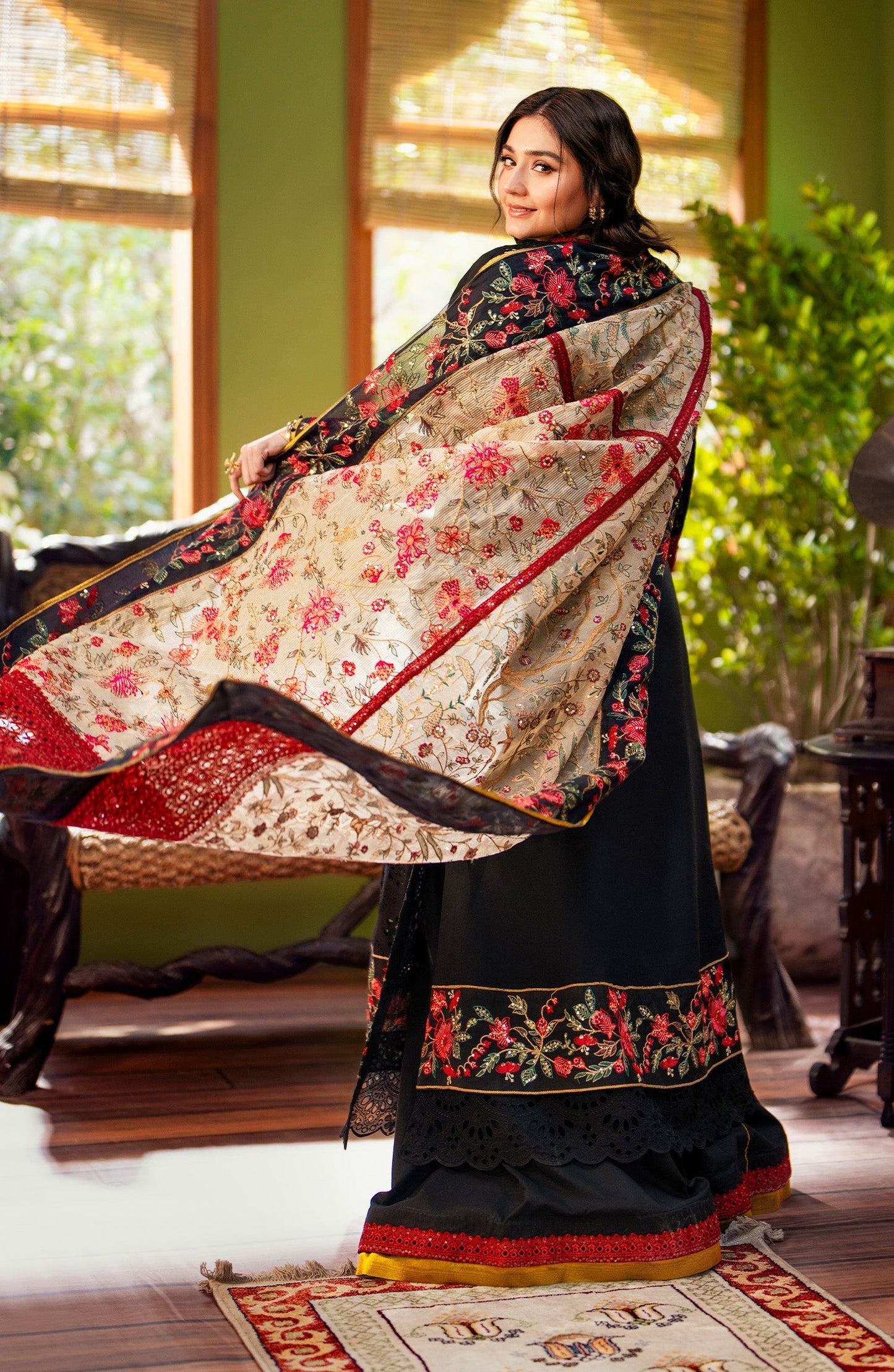 Maryum N Maria | Luxury Lawn 24 | Zayna