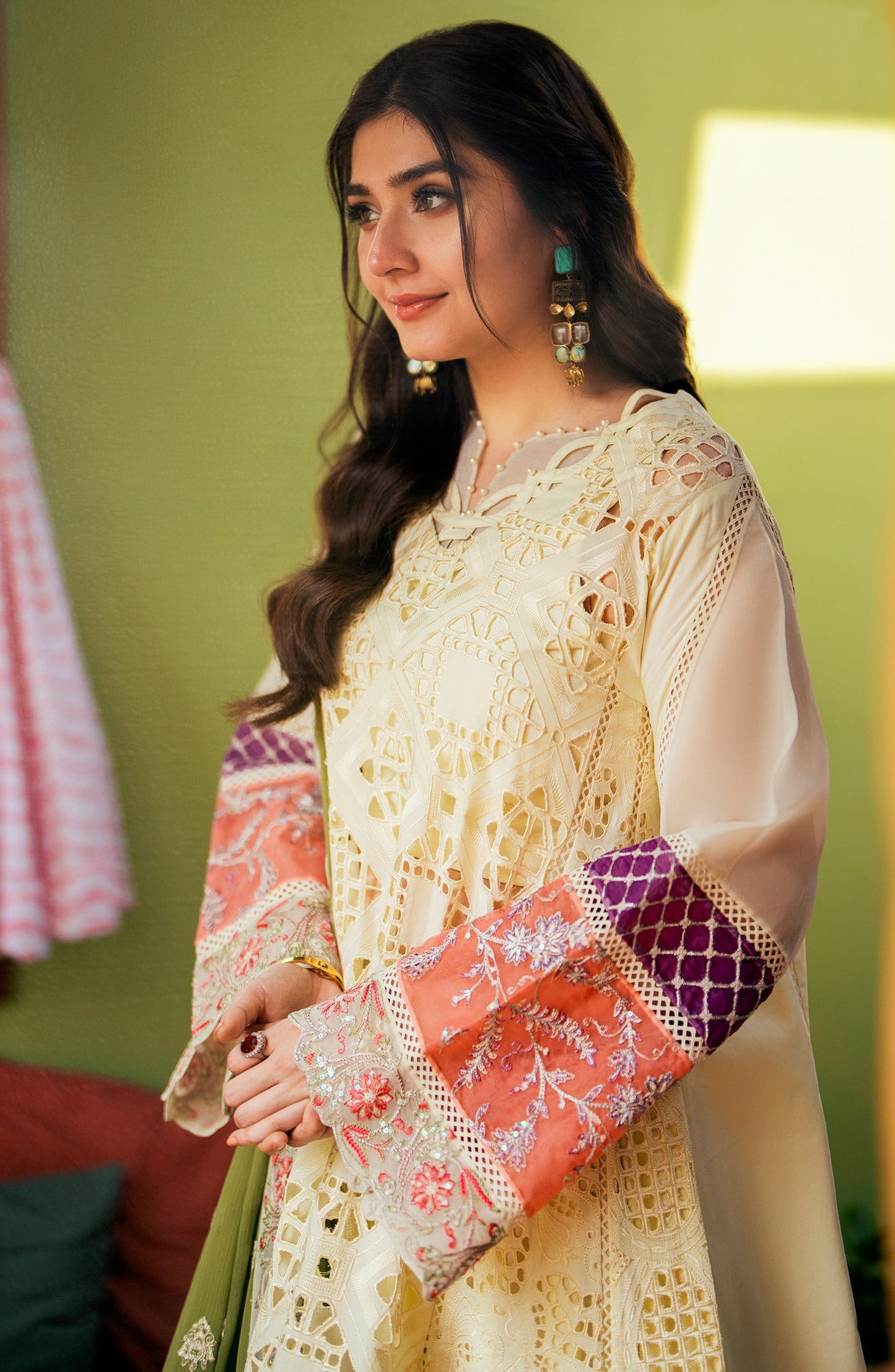 Maryum N Maria | Luxury Lawn 24 | Dina