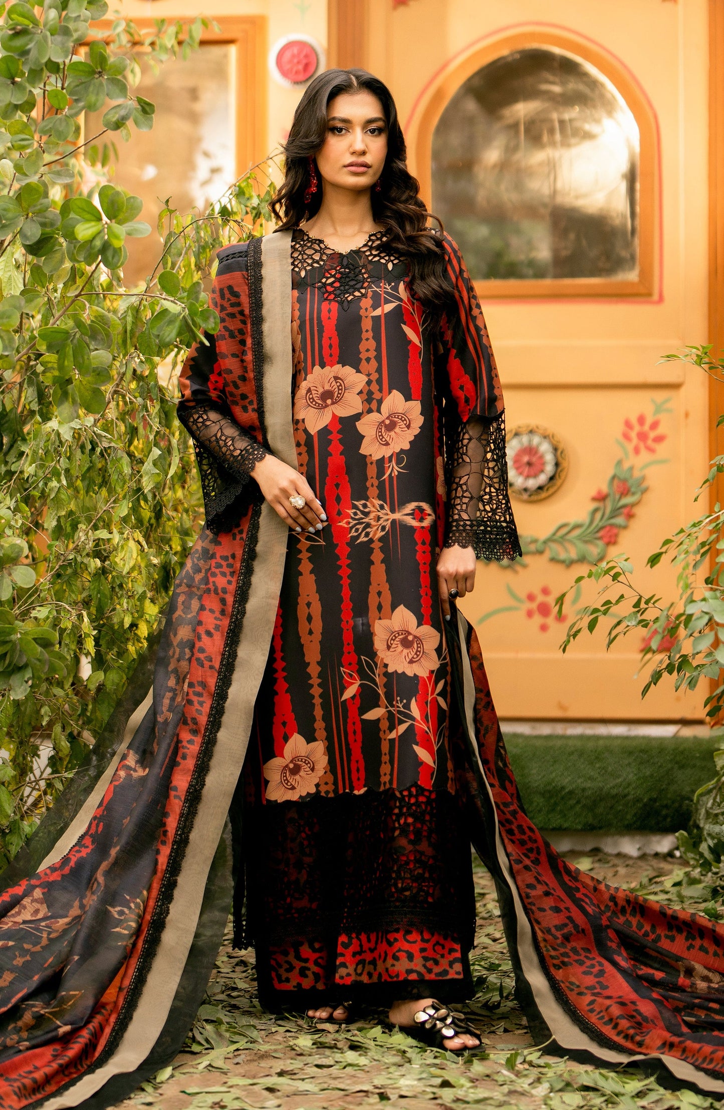 Maryum N Maria | Luxury Lawn 24 | Chione