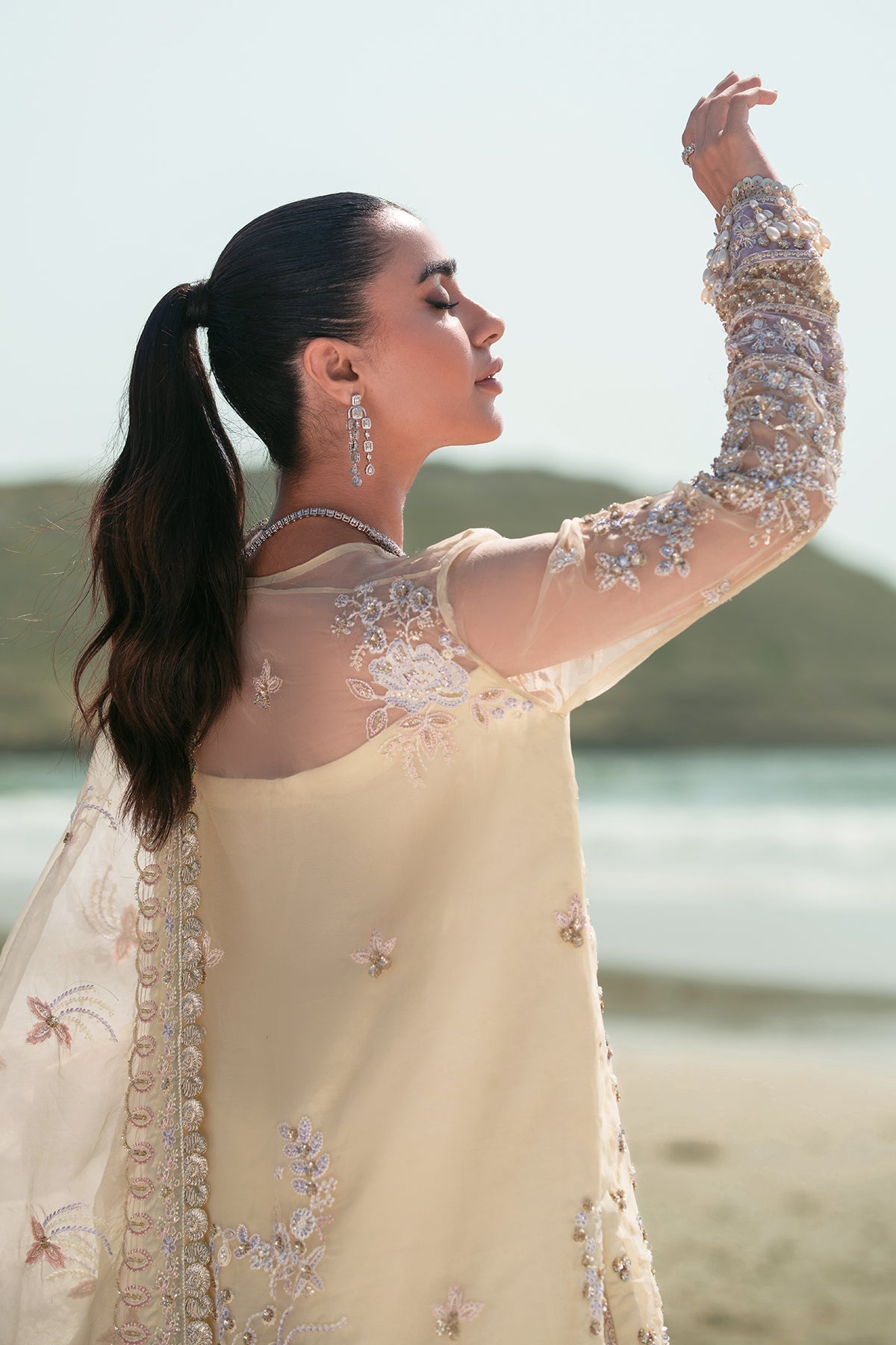 EMAAN ADEEL__ELLE