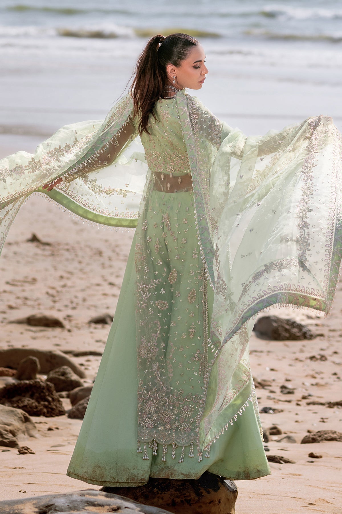 EMAAN ADEEL__NOIR