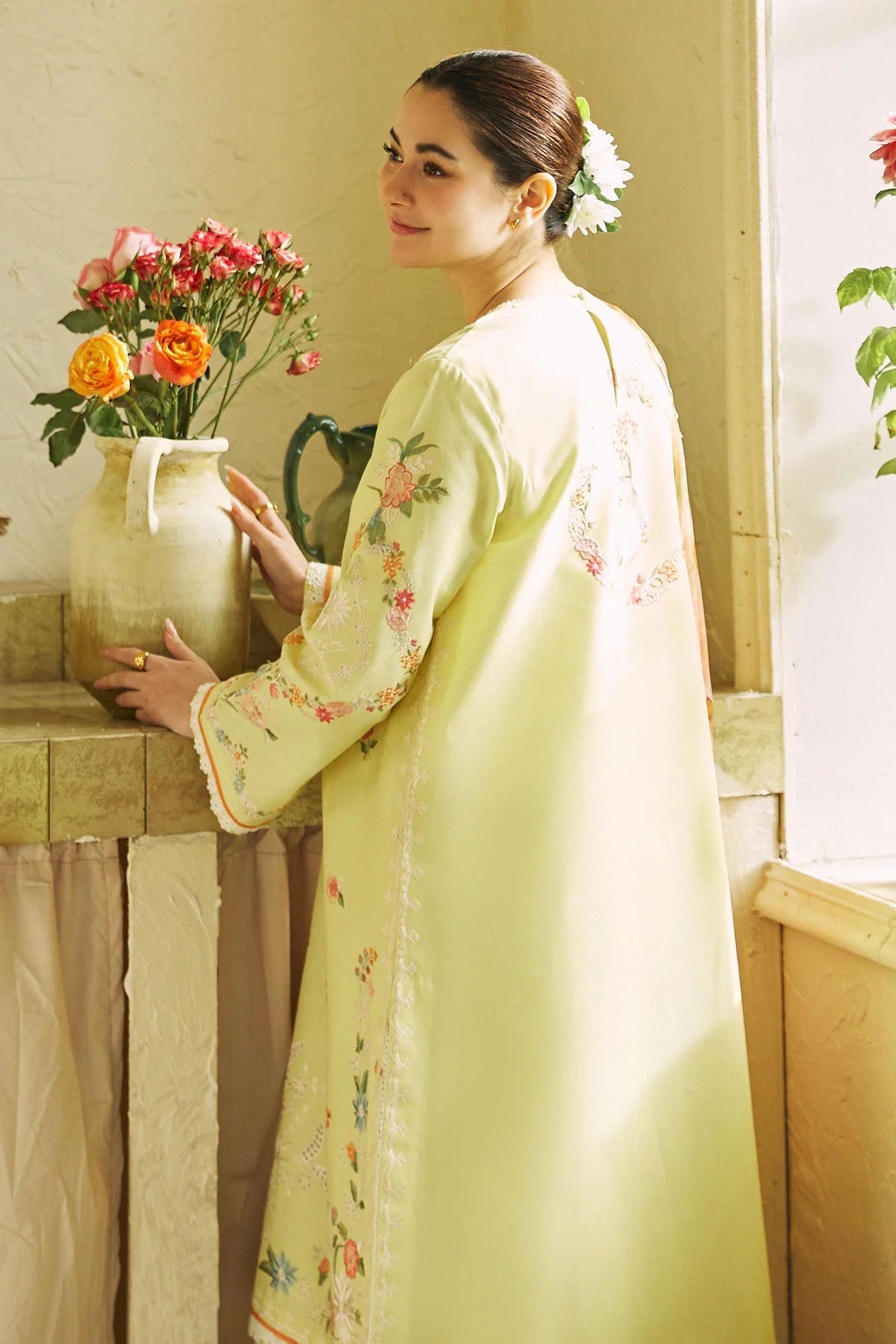 Zara Shahjahan | Coco Lawn 24 | MAHAY-4B