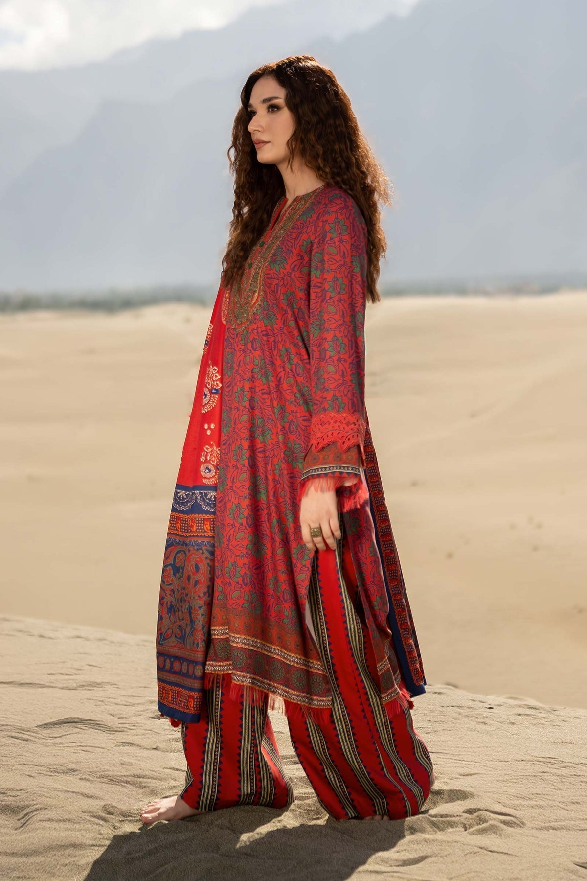 Maria B | Winter Basics 2024 | 511-B