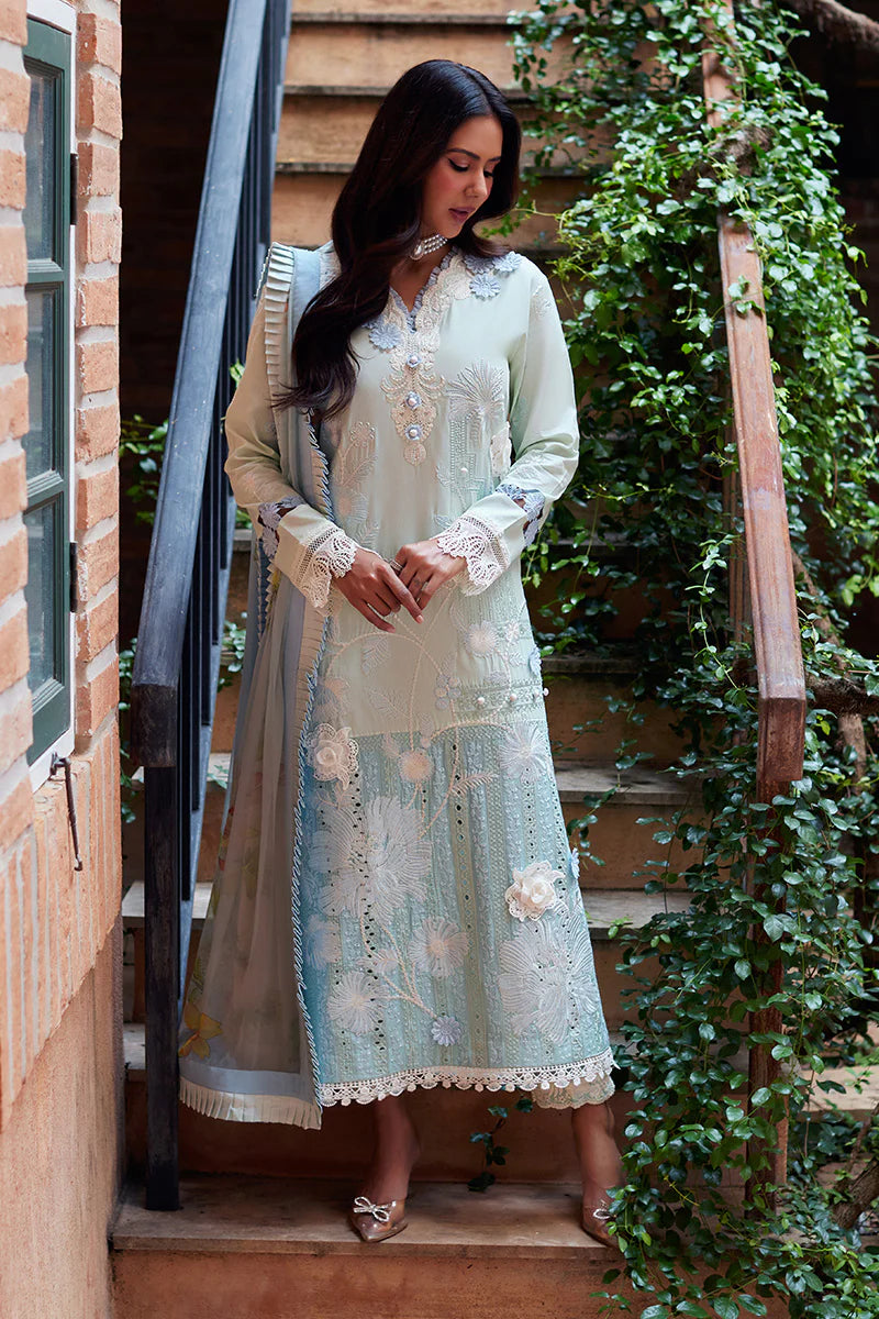 Mushq | Te Amo Luxury Lawn 24 | CAPRI CHARM
