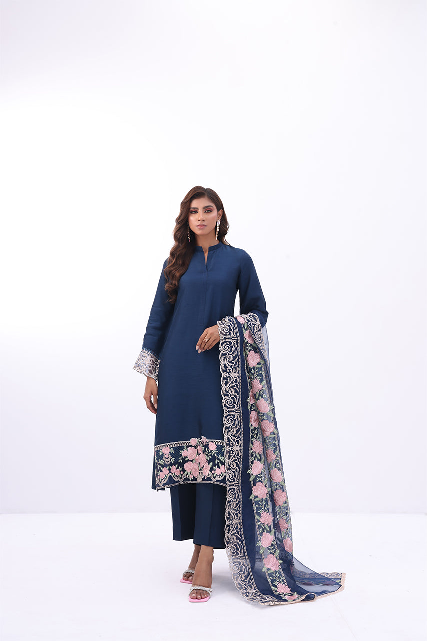 Zainab Chottani | Luxury Pret | RAVEN NOIR