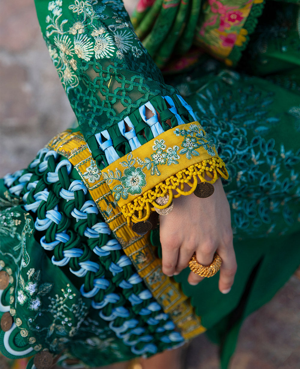 Republic Womenswear | Ilana Eid Luxury Lawn | Hèlene