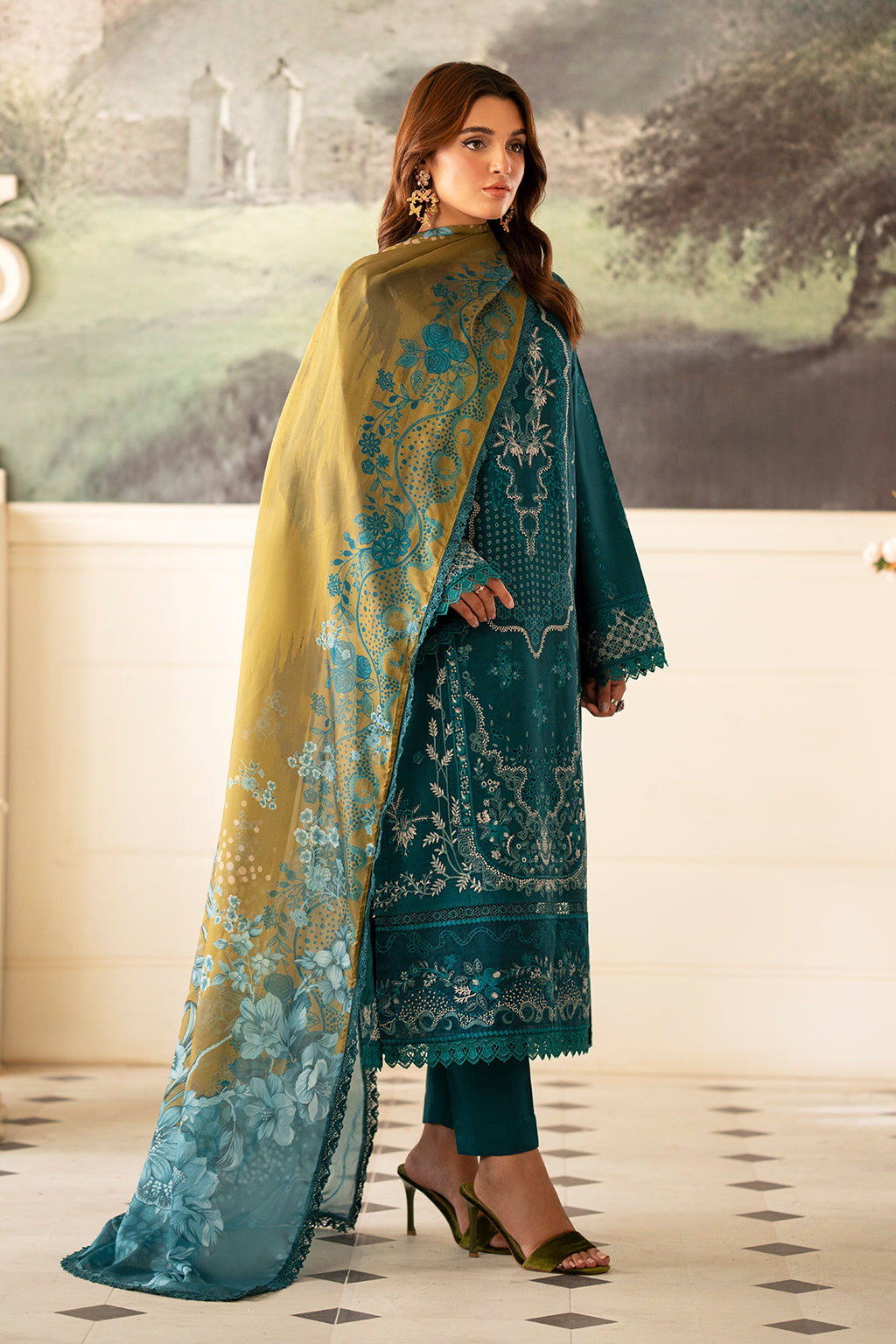 Saad Shaikh | Lumiere Winter | D-03 Foret