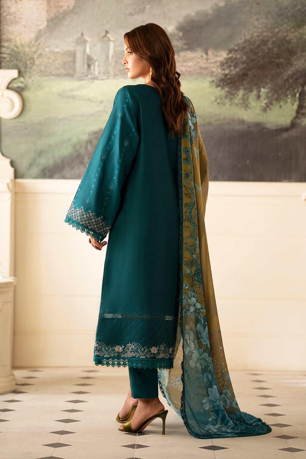 Saad Shaikh | Lumiere Winter | D-03 Foret
