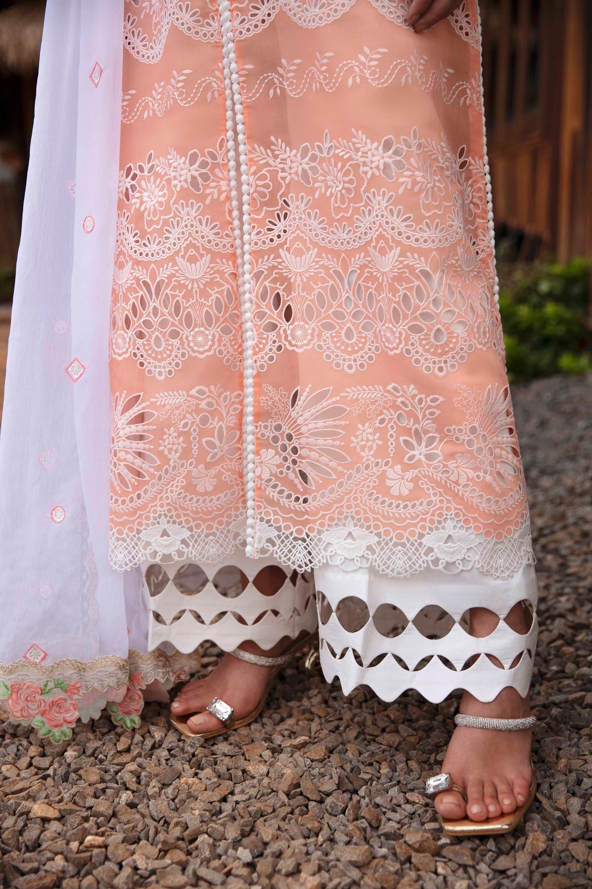 Sable Vogue | Luxury Lawn 24 | Linnea