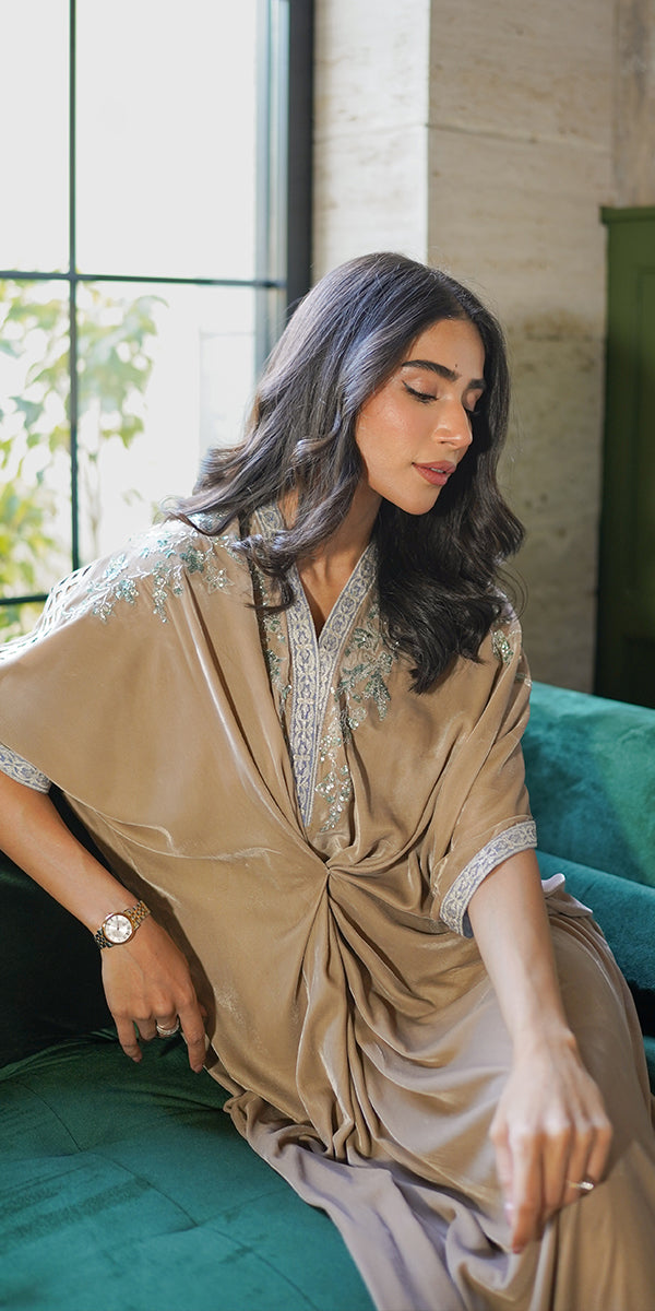 Erum Khan | Velvet Wisper | Champagne Charm