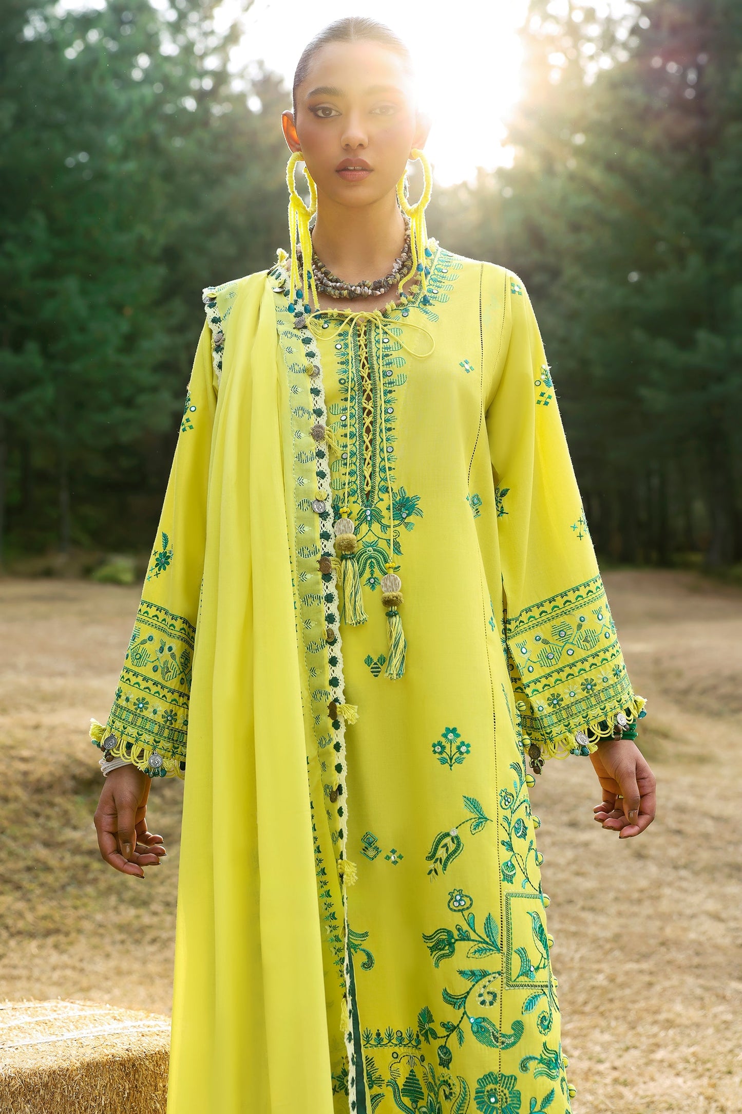 Zaha | Lawn 25 | ELAYA (ZL25-10 B)