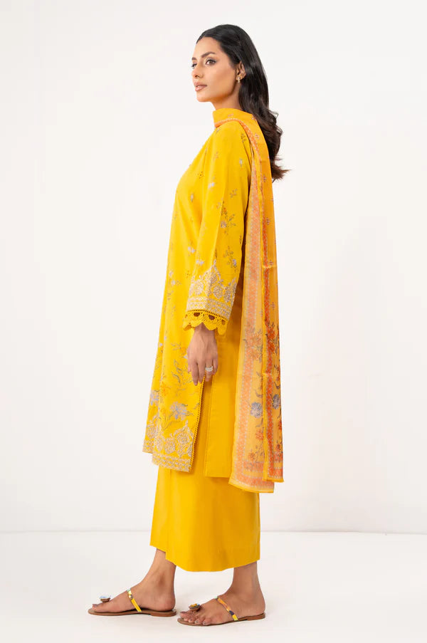 Zeen | Eid ul Adha | EMBROIDERED SUIT