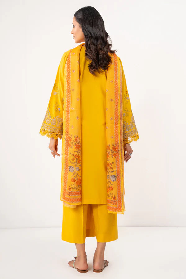 Zeen | Eid ul Adha | EMBROIDERED SUIT