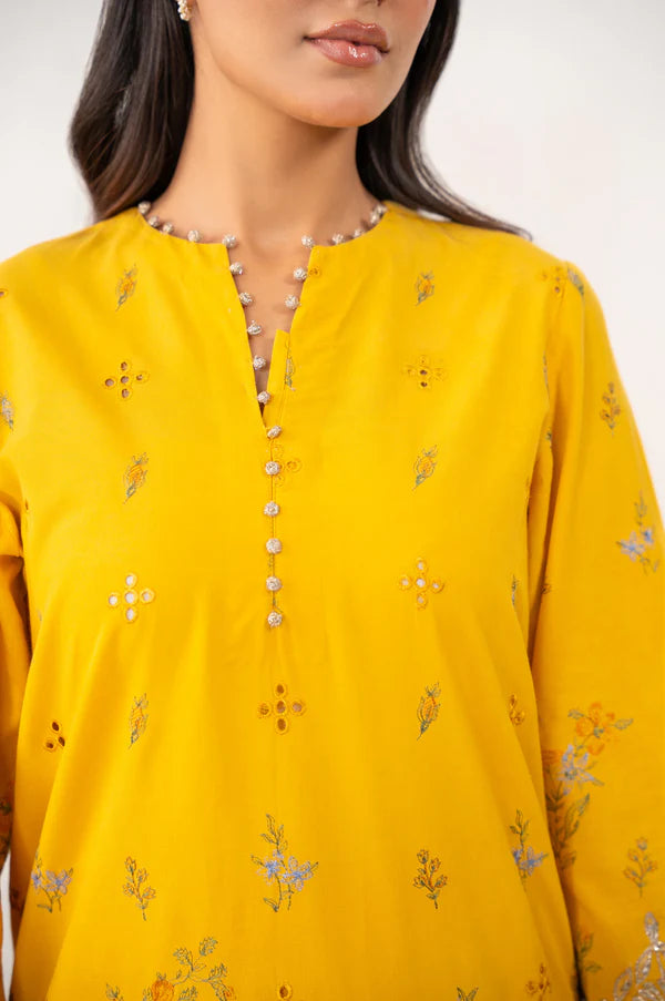Zeen | Eid ul Adha | EMBROIDERED SUIT
