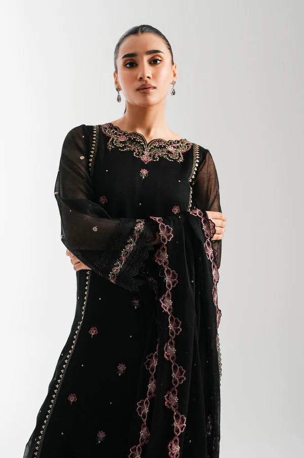 Zeen | Eid ul Adha | EMBROIDERED SUIT
