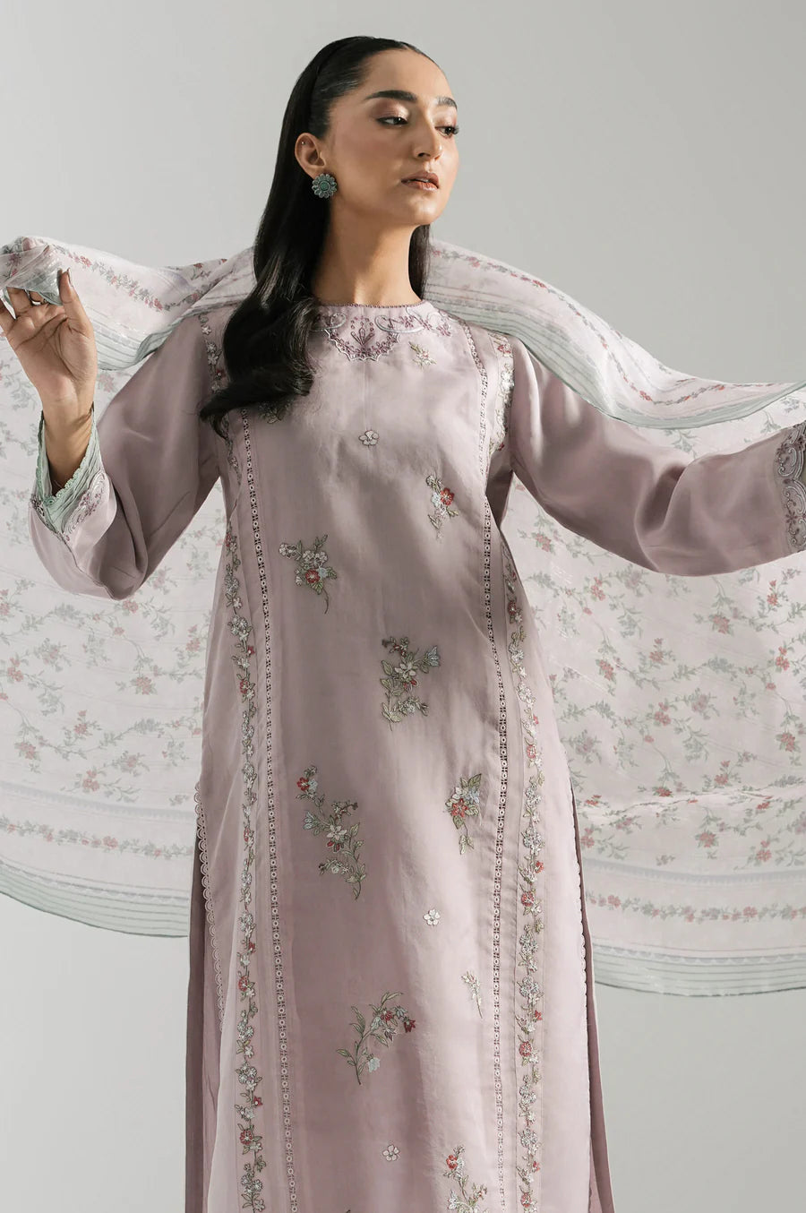 Zeen | Eid ul Adha | EMBROIDERED SUIT
