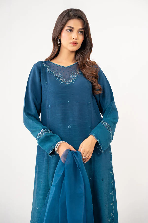 Zeen | Eid ul Adha | EMBROIDERED SUIT