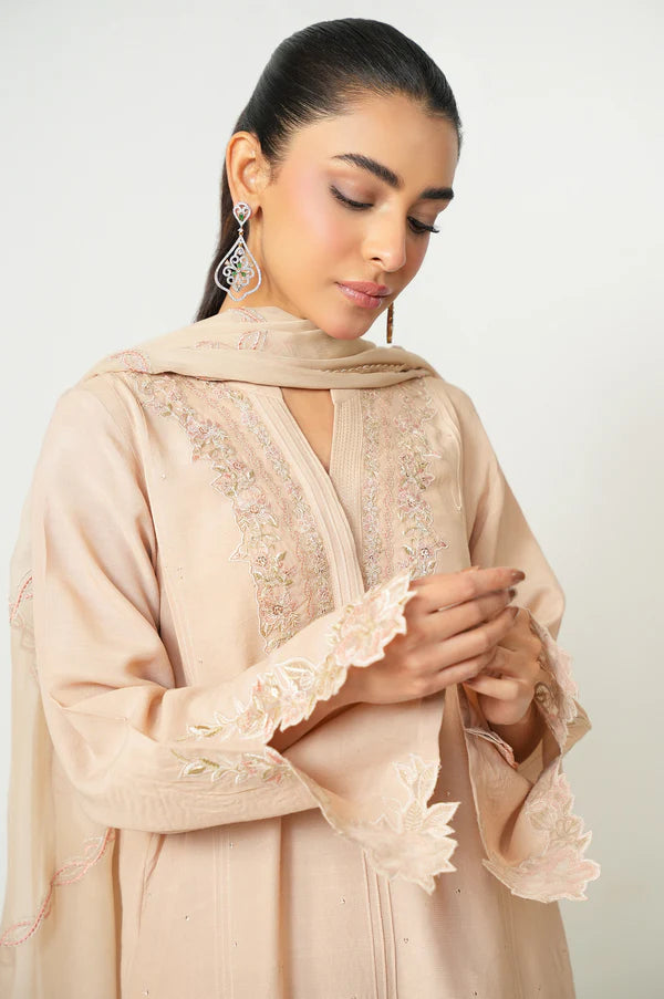 Zeen | Eid ul Adha | EMBROIDERED SUIT