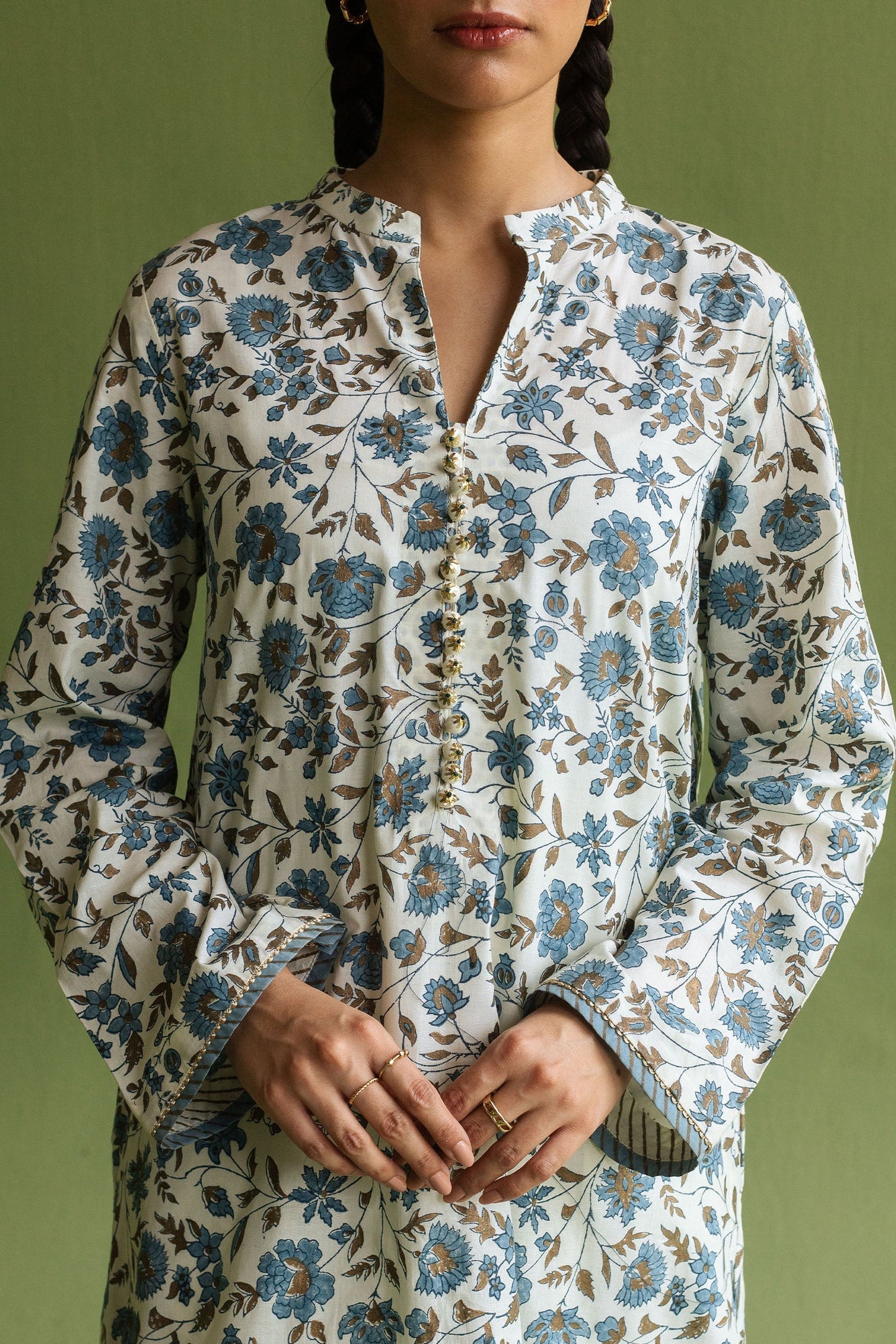 Zara Shahjahan | Handcrafted Suits | ZHC-051