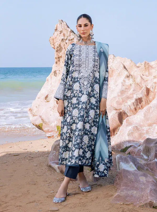 Zainab Chottani | Winter Shawls | Kinara