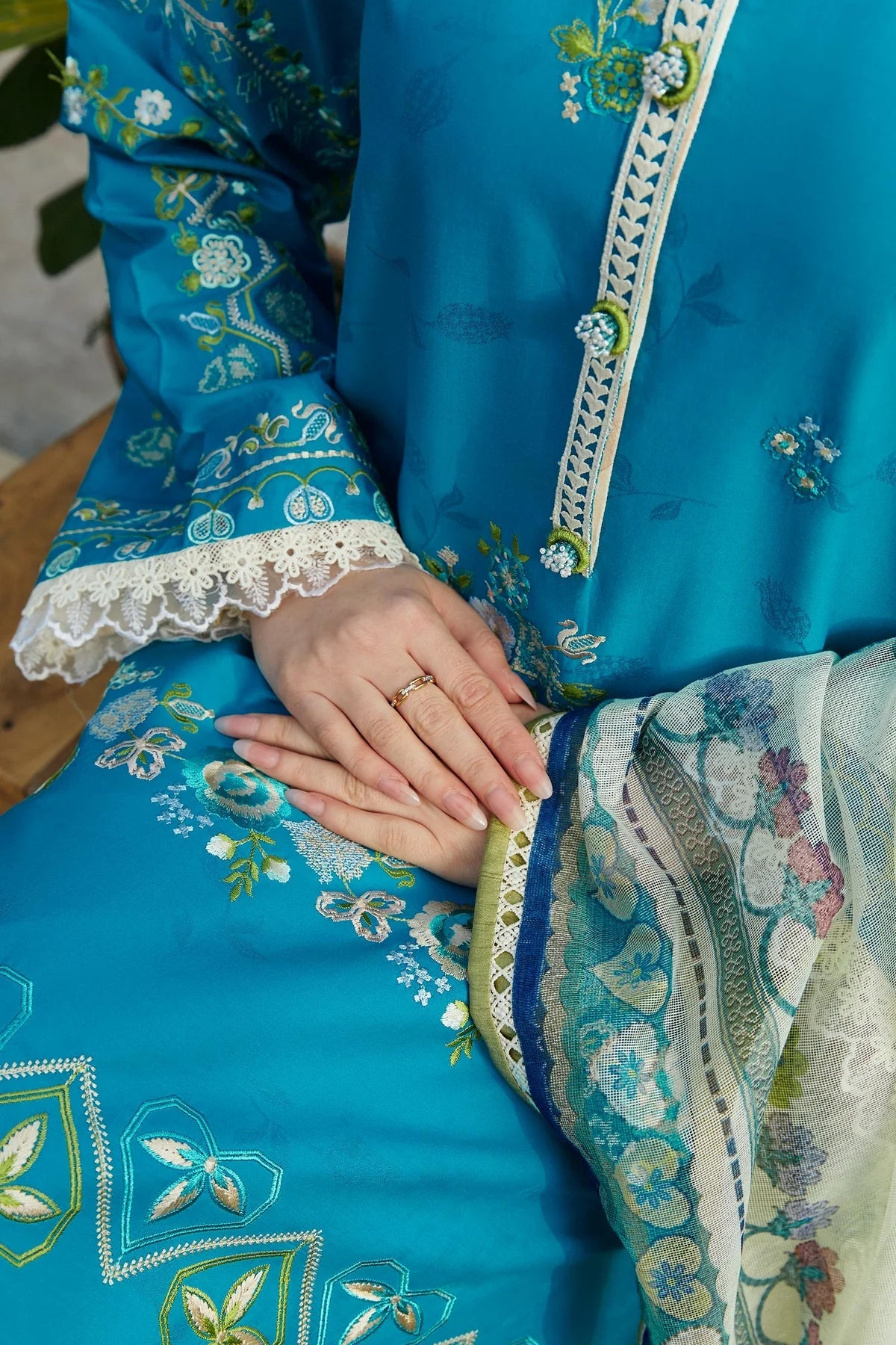 Zara Shahjahan | Coco Lawn 24 | ZOYA-8B