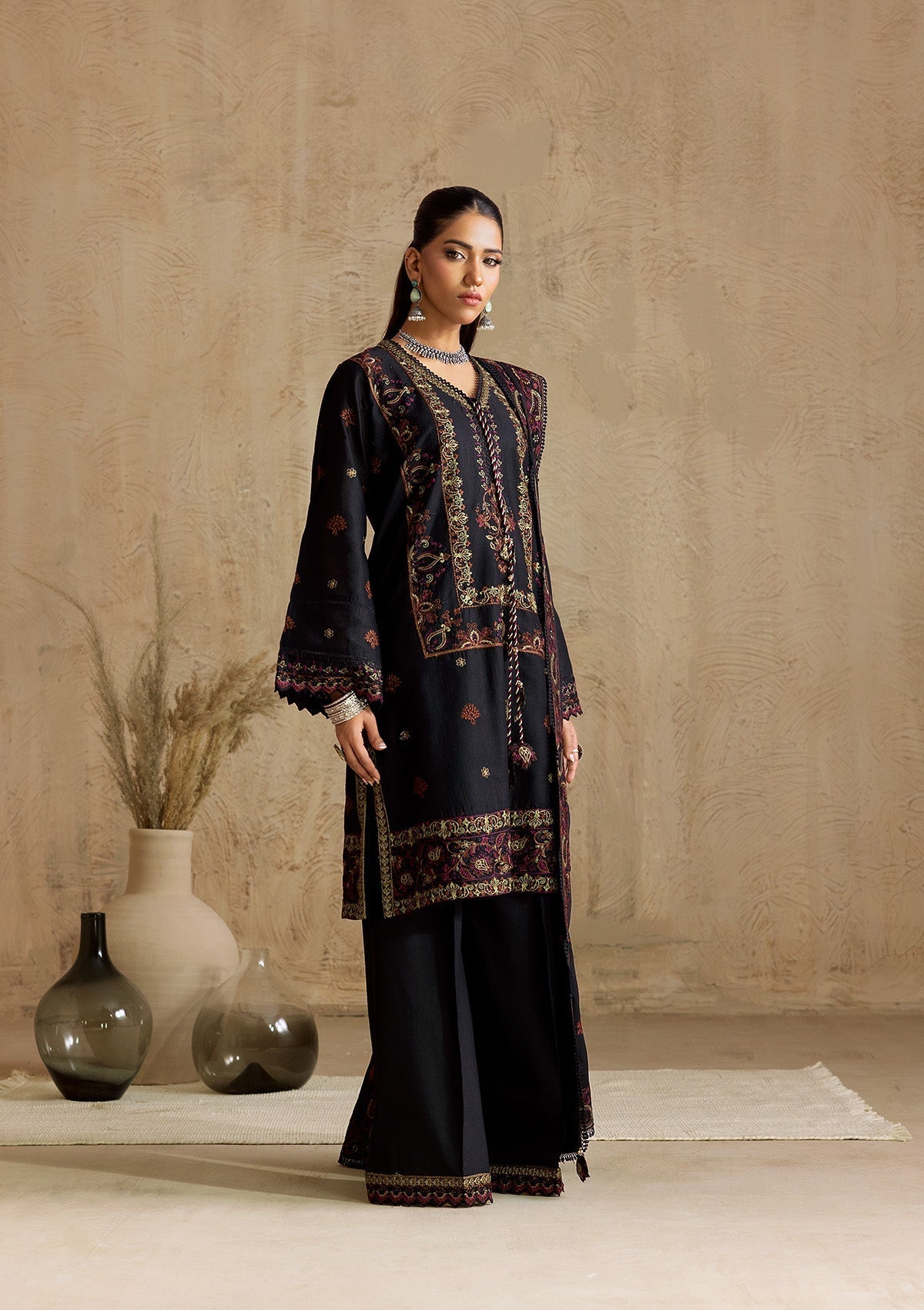 Aik Atelier | RTW 25 | LOOK 06