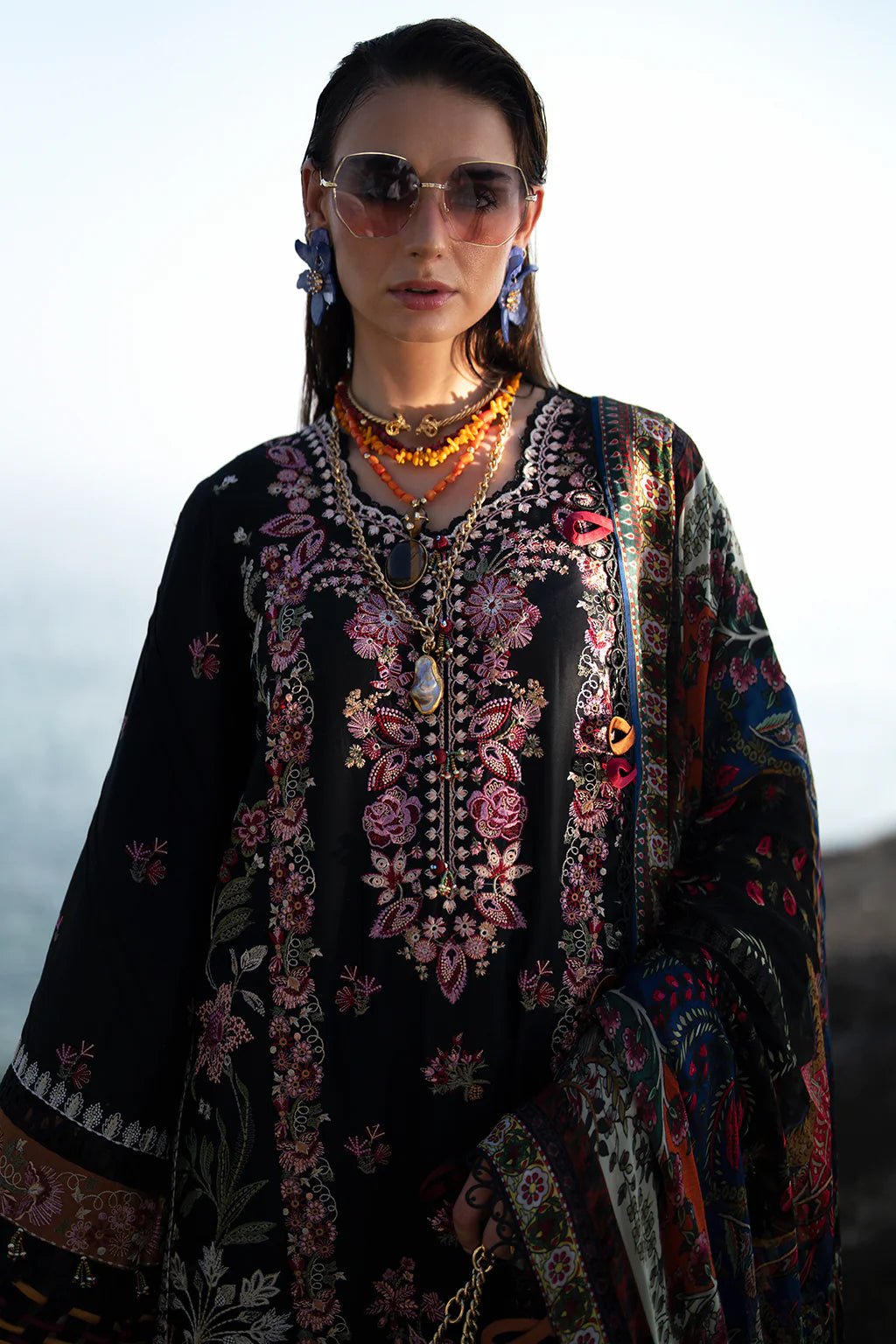 AJR Couture | Alif Signature Luxury Lawn 24 | Noir