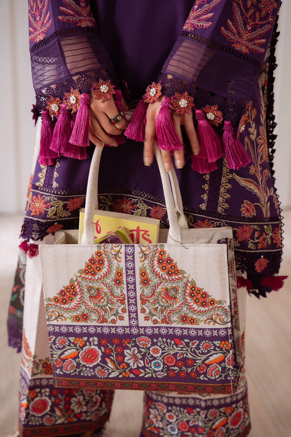 Saira Rizwan | Laanem Summer Lawn 25 | ELIF-B-SRL25-05