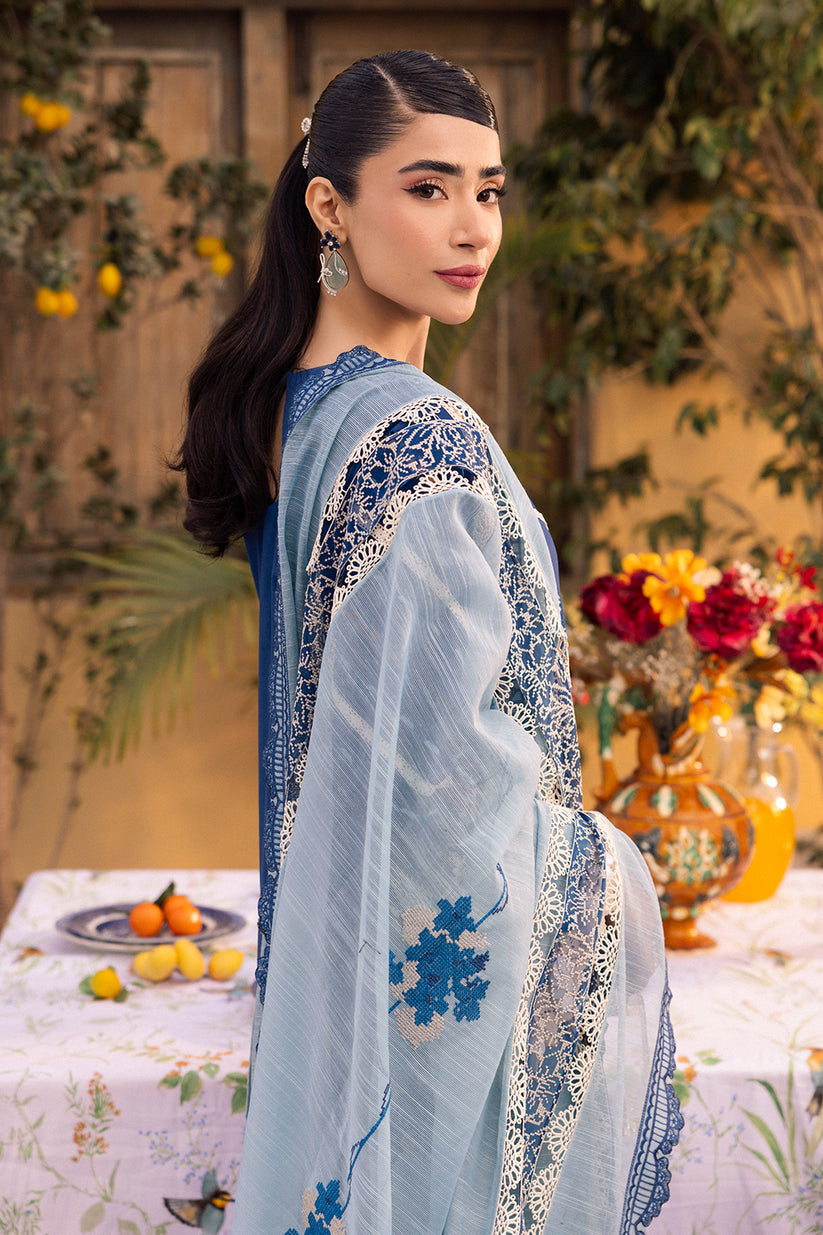 Saad Shaikh | La’Amour Luxury Lawn | Noa
