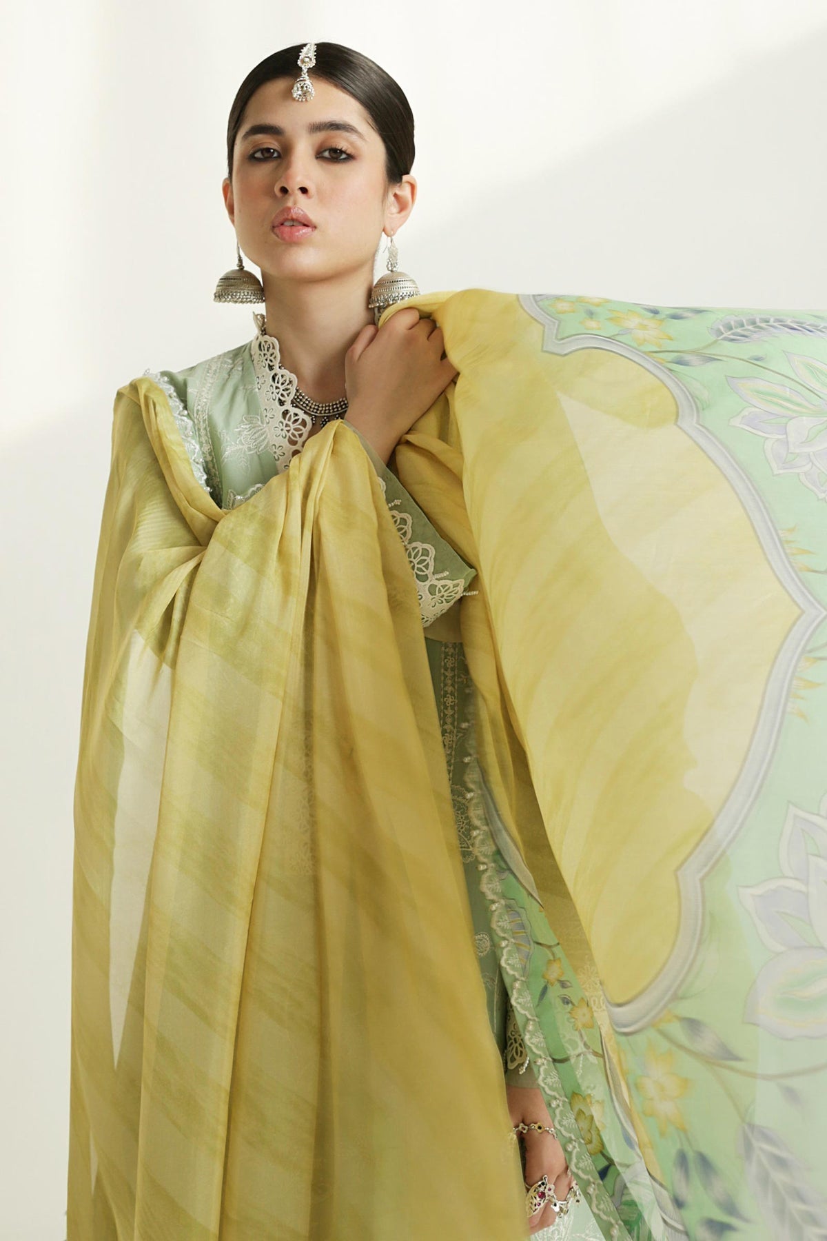 Zara Shahjahan | Luxury Lawn 24 | MAHI-1B
