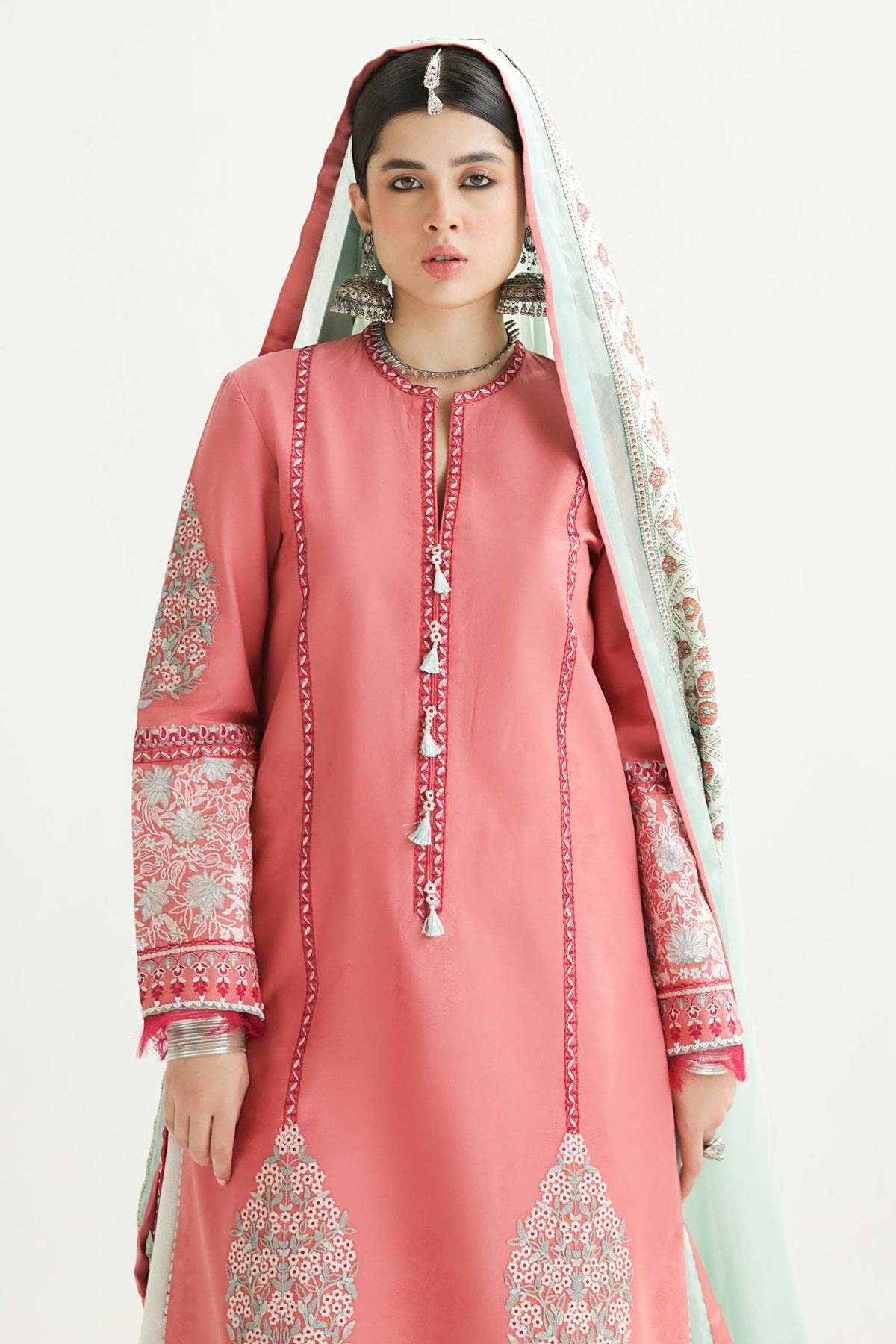 Zara Shahjahan | Luxury Lawn 24 | SANDAL-10B