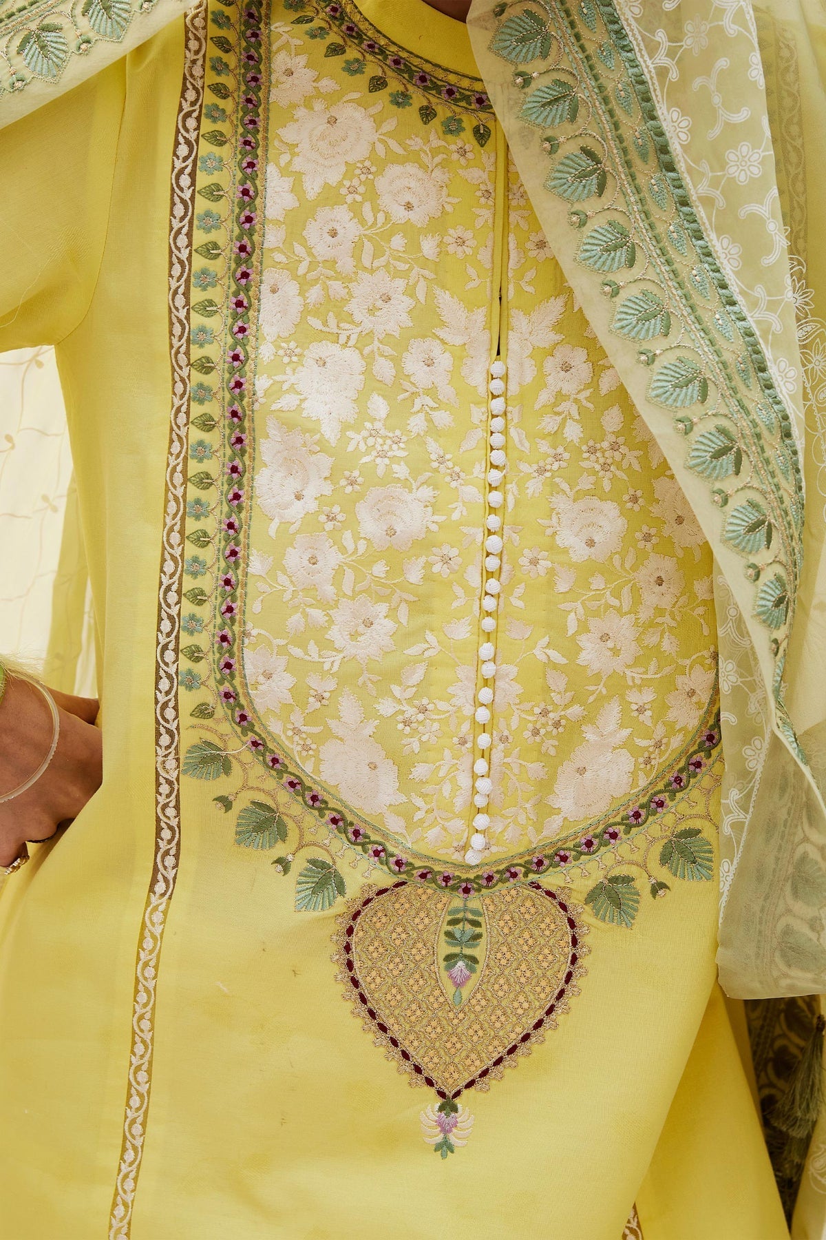 Zara Shahjahan | Luxury Lawn 24 | DILARA-15A