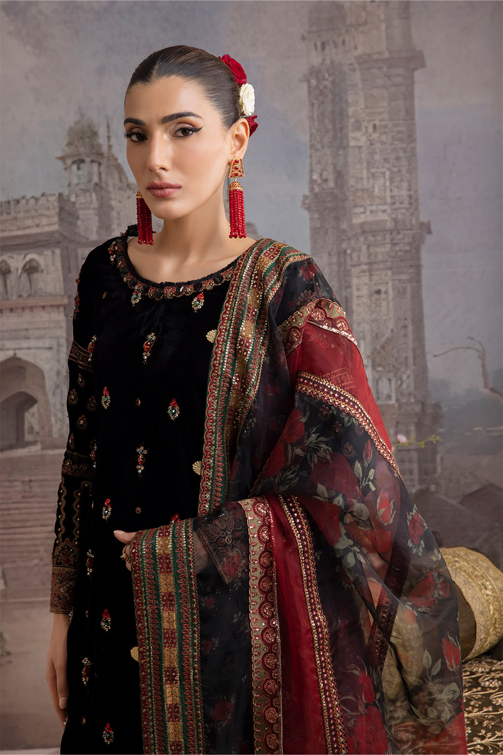 IZNIK | IV-20 AYYAR - Riwayat-e-khas