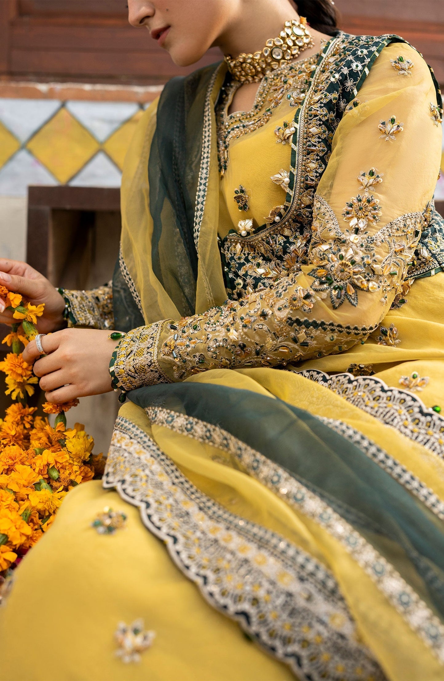 Zarin by Eleshia Embroidered Organza 3Pc Suit D-05 Oriana - Riwayat-e-khas