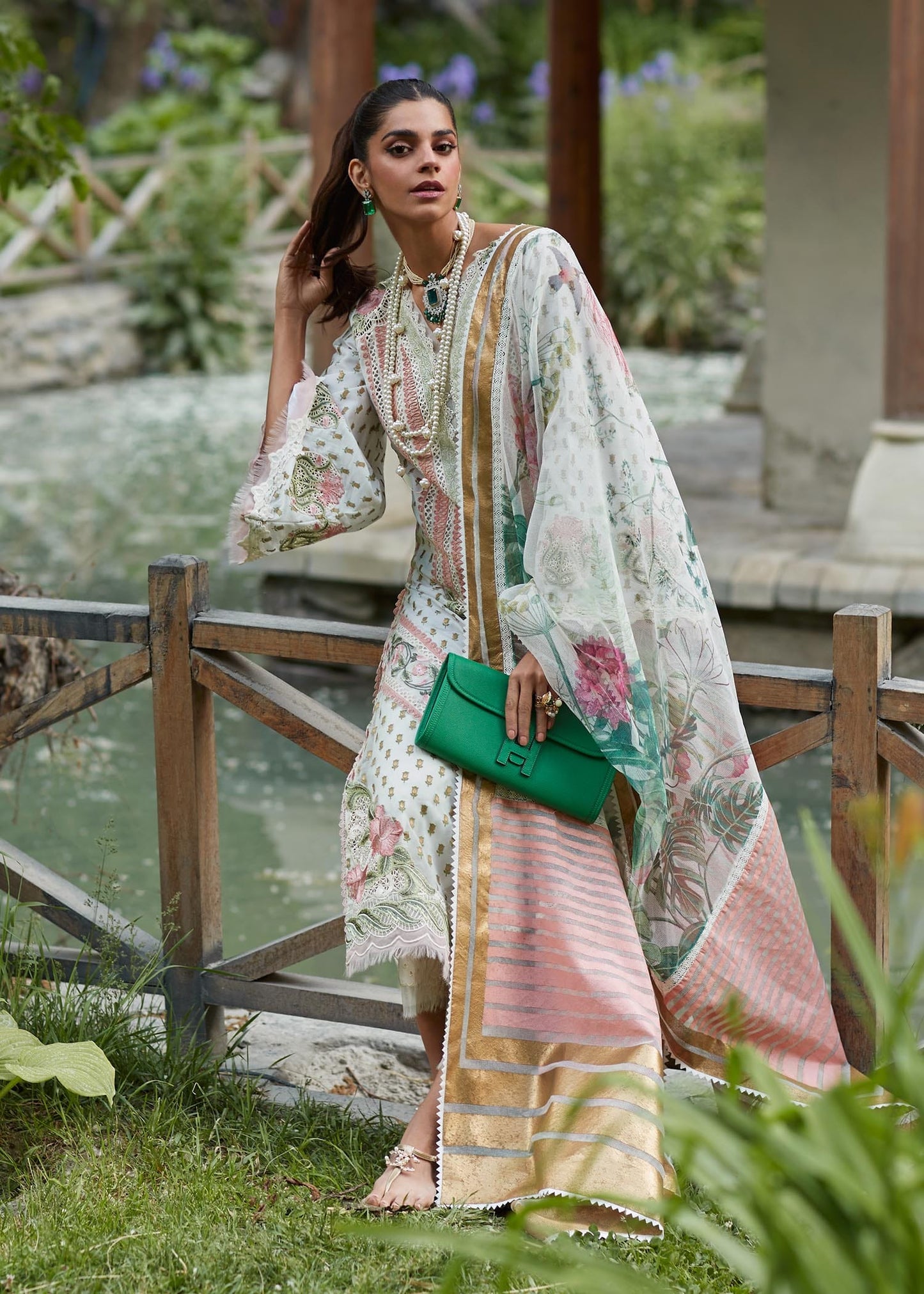 CRIMSON LUXE LAWN Shigar - D5 A Stitched - Riwayat-e-khas