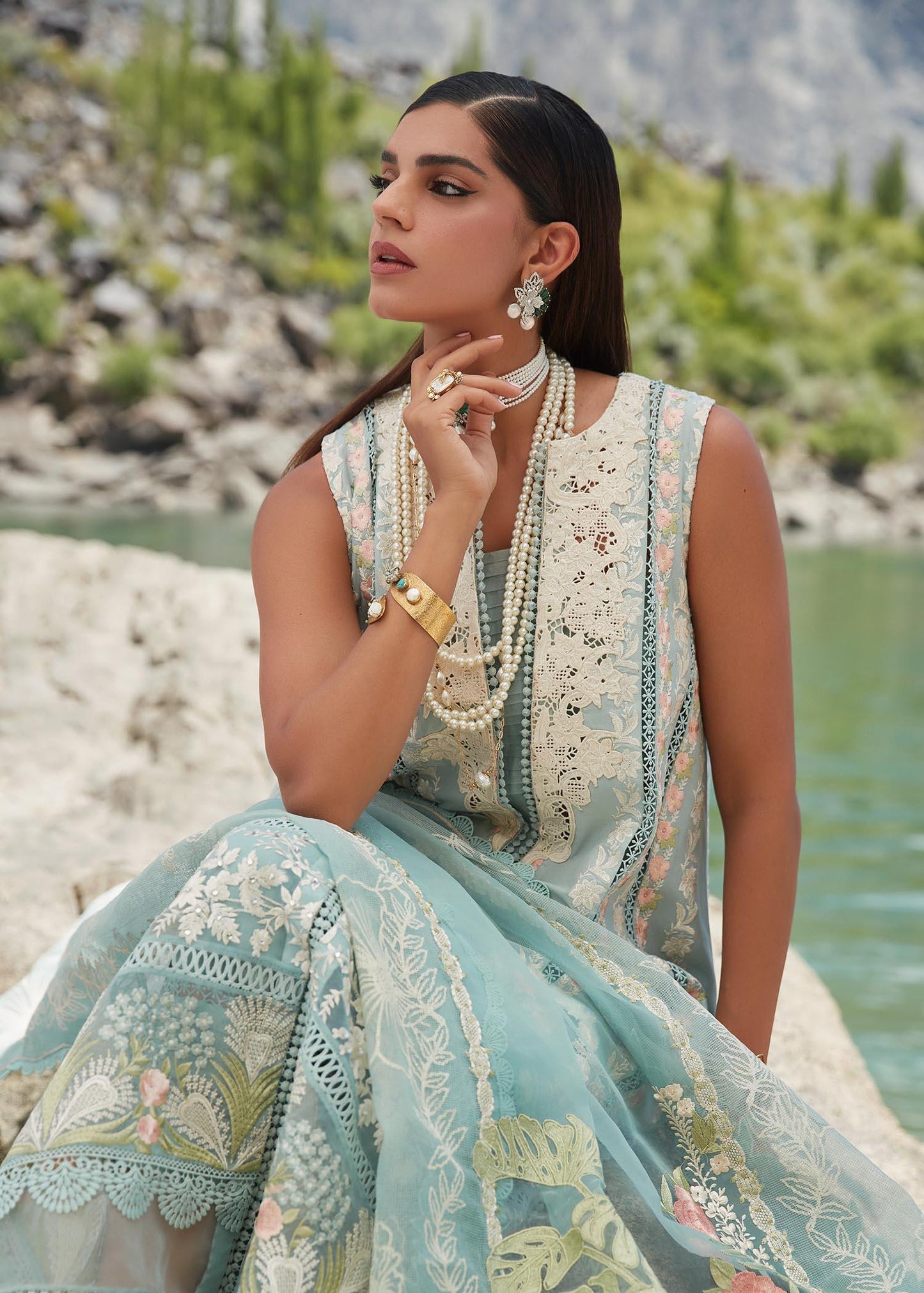 CRIMSON LUXE LAWN Chikkankari Affair - D2 A Stitched - Riwayat-e-khas