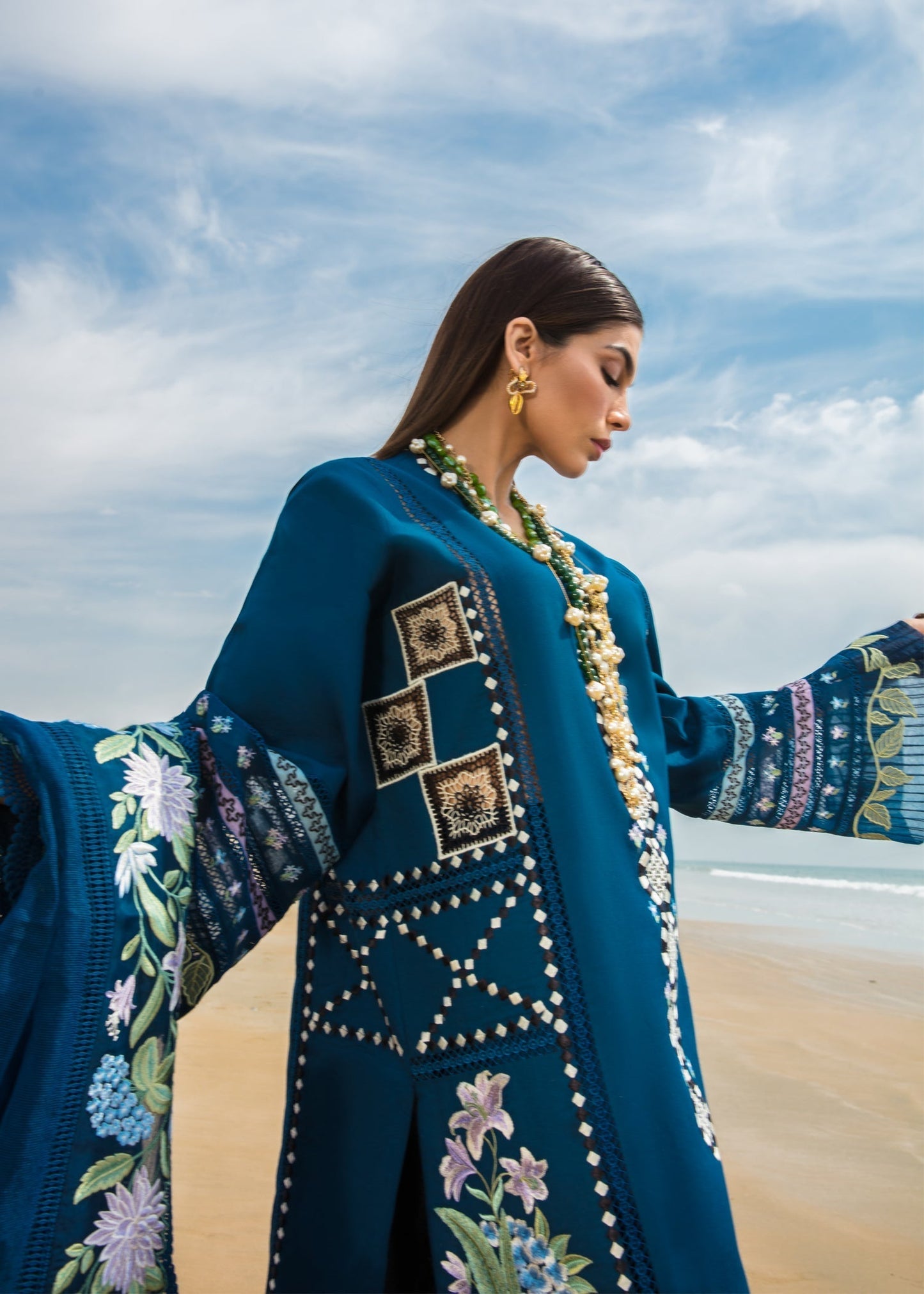 CRIMSON Embroidered Lawn Summer Collection D7-A - Riwayat-e-khas
