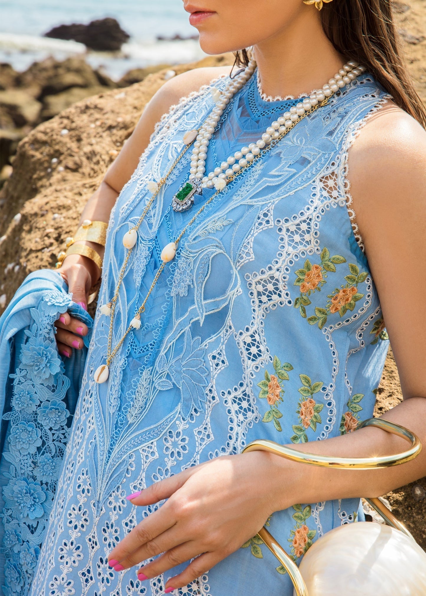 CRIMSON Embroidered Lawn Spring Blooms - D3 A - Riwayat-e-khas