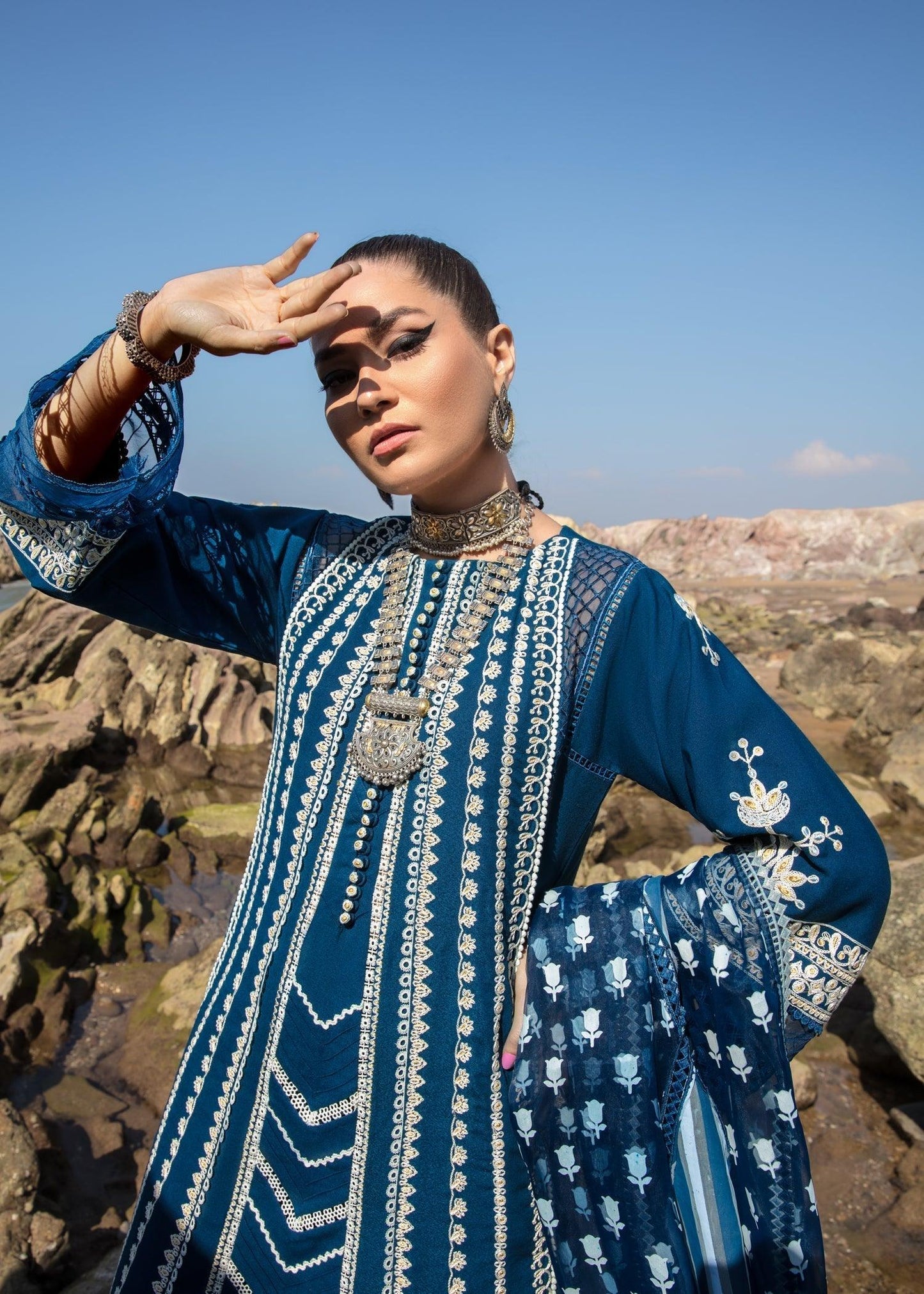 CRIMSON Embroidered Lawn Marori Dreams - D4 A - Riwayat-e-khas