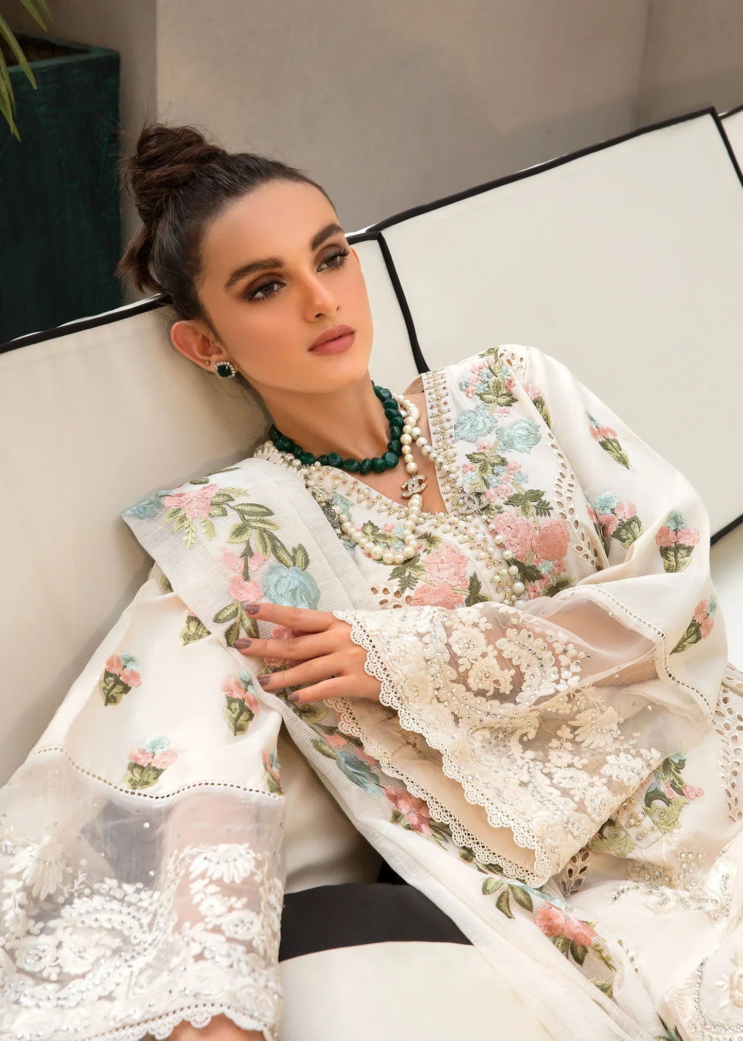 CRIMSON Luxury Lawn -EID PRET – 01 – Monsoon Blooms - Riwayat-e-khas