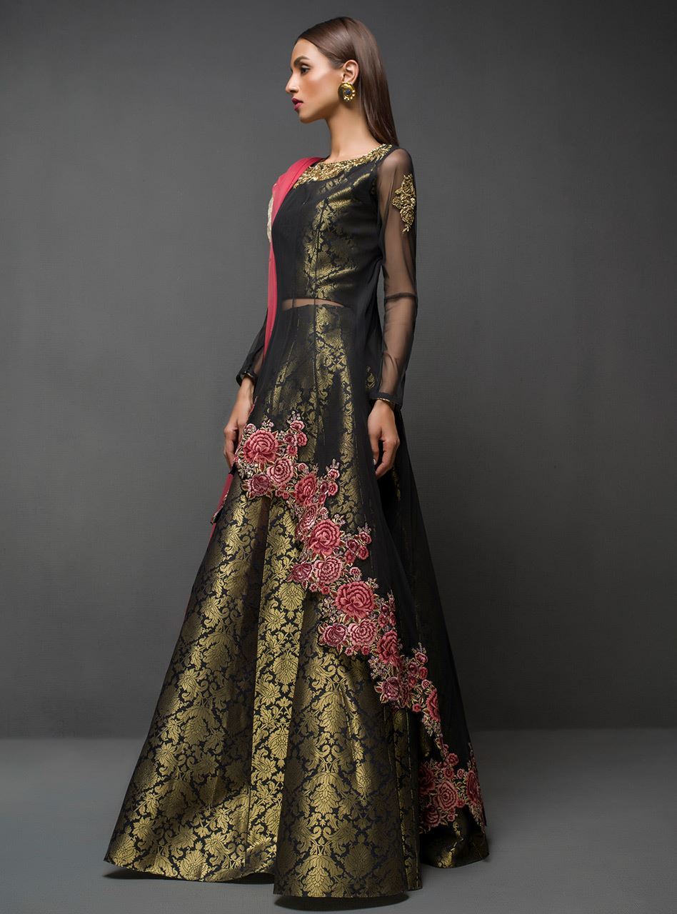 Zainab Chottani | Semi Formals | BLACK PEPLUM