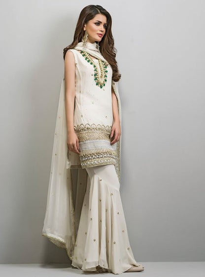 Zainab Chottani | Semi Formals | ANGELIC IVOIRE