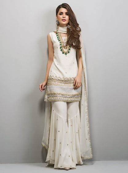 Zainab Chottani | Semi Formals | ANGELIC IVOIRE