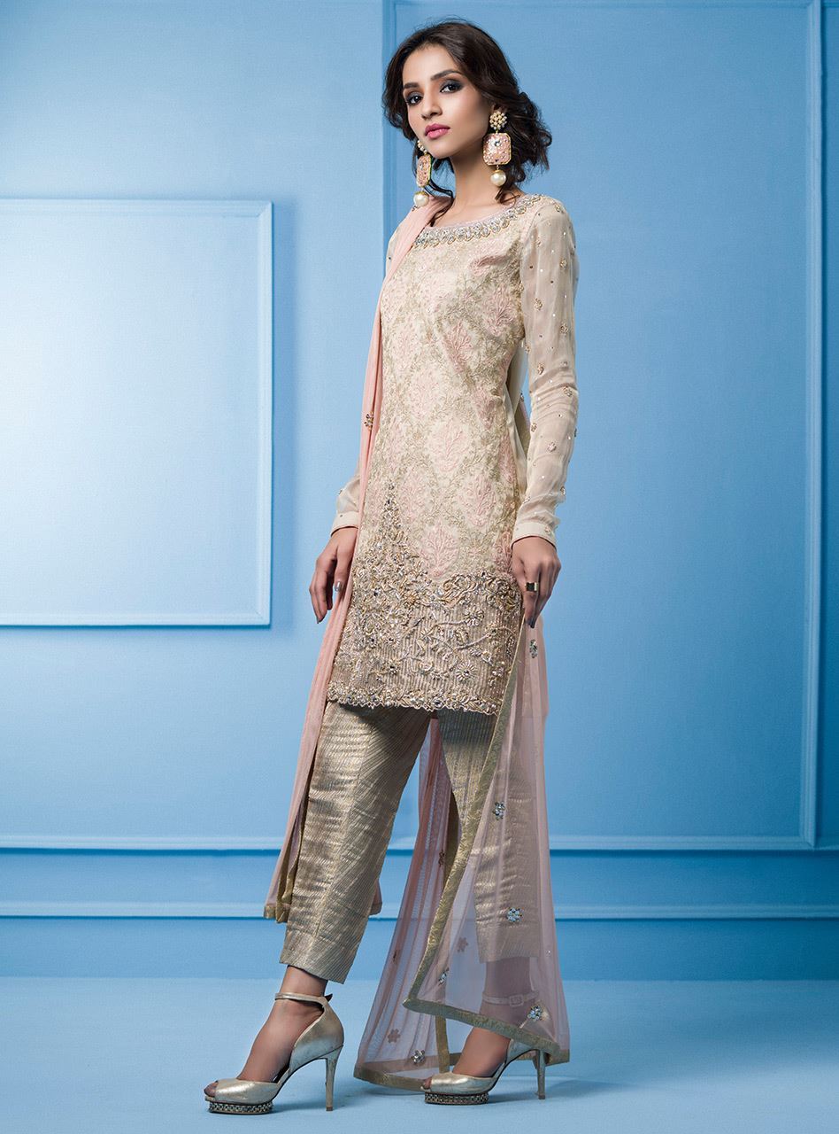 Zainab Chottani | Semi Formals | SALMON PINK AND BEIGE