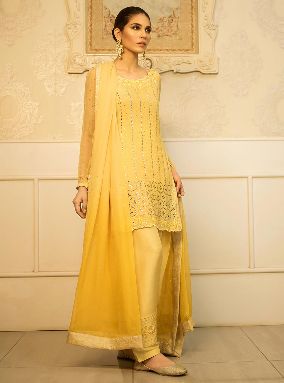 Zainab Chottani | Semi Formals | AMBER OPAL
