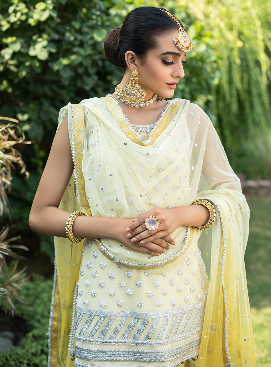 Zainab Chottani | Semi Formals | KIRAN