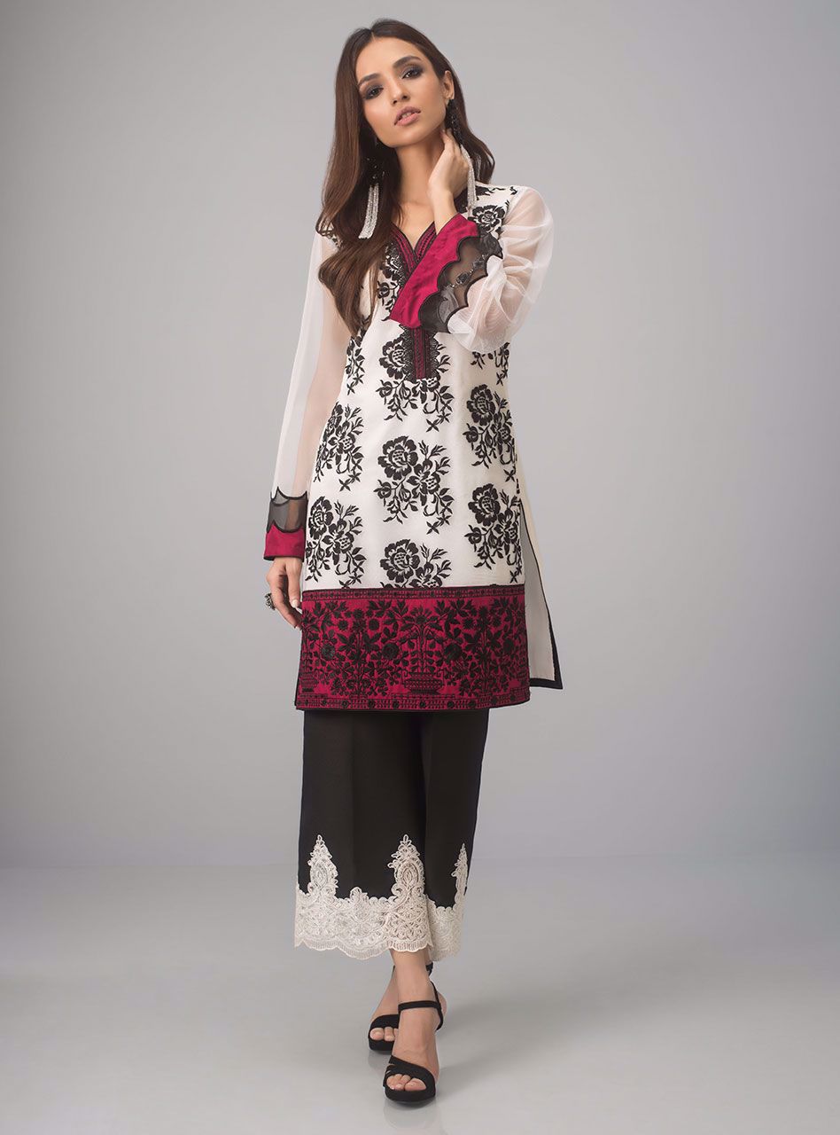 Zainab Chottani | Luxury Pret | BLACK ROSE