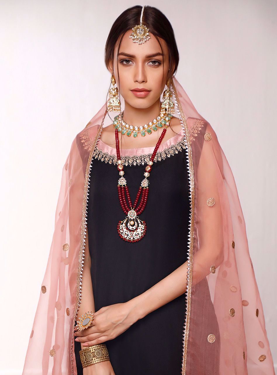 Zainab Chottani | Semi Formals | NAYAB