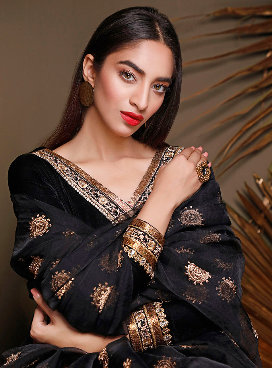 Zainab Chottani | Luxury Pret | EBONY TOPAZ