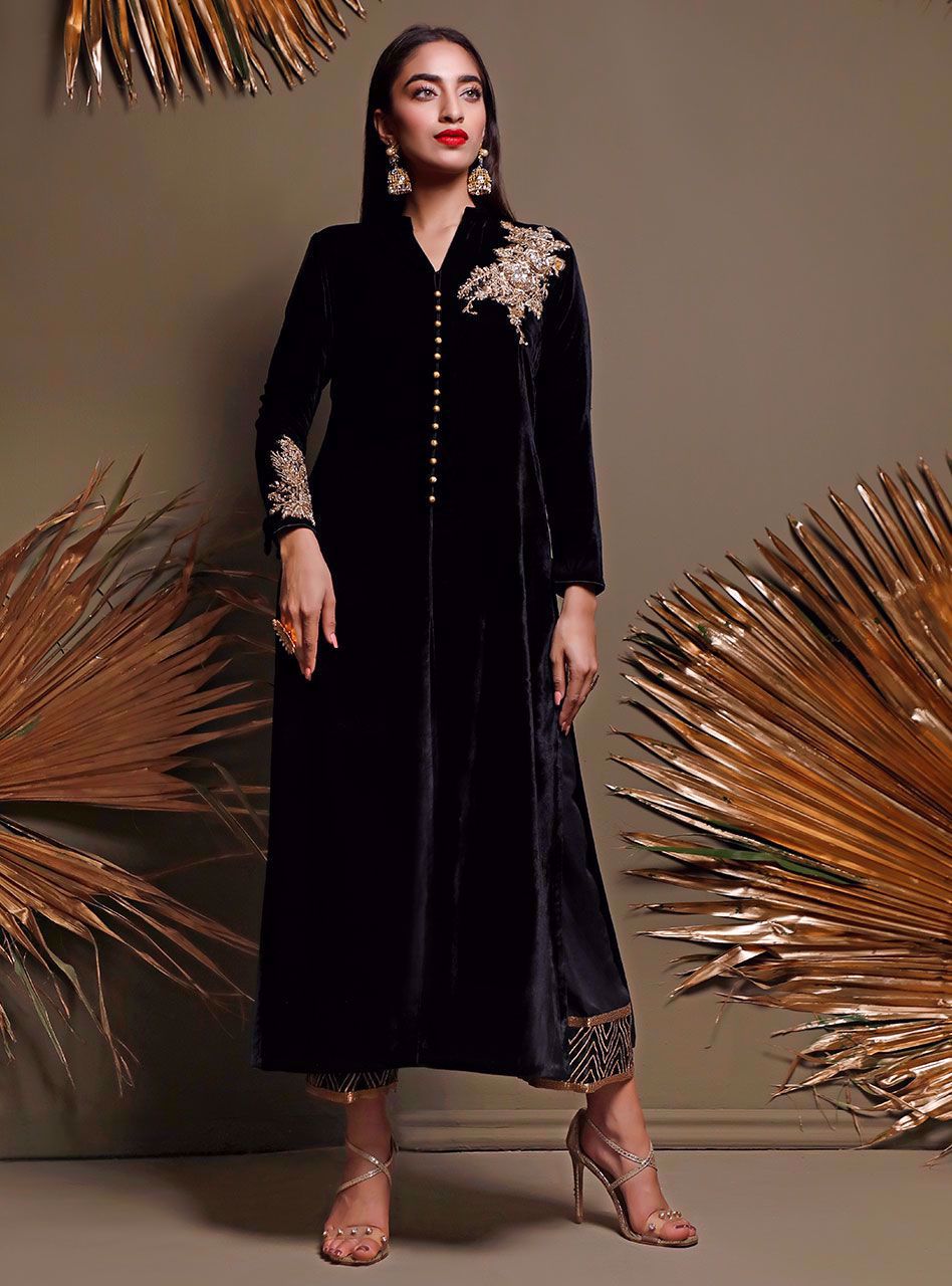 Zainab Chottani | Luxury Pret | BLACK SANDSTONE